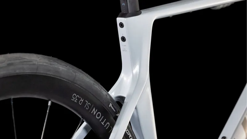 Cube Agree c:62 One Road Race Bike in Fog Grey/Grey-2